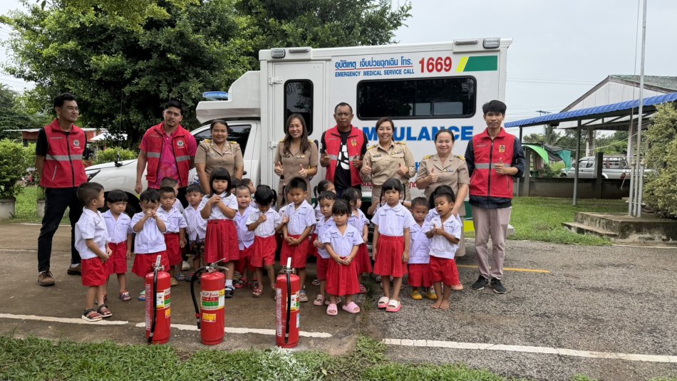 งานป้องกันและบรรเทาสาธารณภัย เทศบาลตำบลเหล่าปอแดง ได้รับมอบหมายจาก นายลำไพ งิ้วพรมนายกเทศมนตรีตำบลเหล่าปอแดง ออกให้ความรู้เชิงรุก การฝึกซ้อมแผนเผชิญเหตุอัคคีภัยและการป้องกันอันตรายจากไฟฟ้า ณ ศูนย์พัฒนาเด็กเล็กบ้านท่าวัด