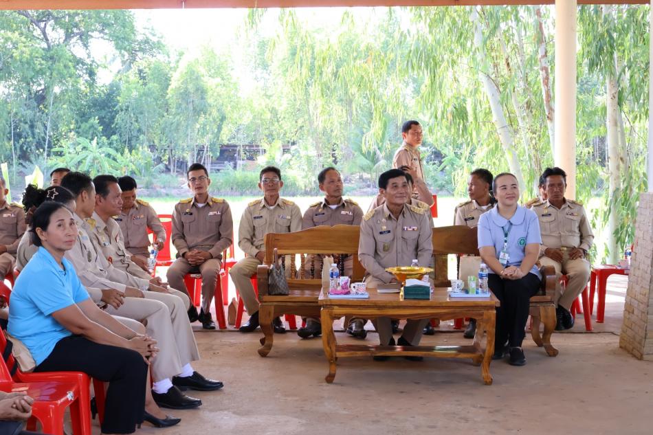 นายลำไพ งิ้วพรม นายกเทศมนตรีตำบลเหล่าปอแดง พร้อมคณะผู้บริหาร สมาชิกสภาฯ หัวหน้าส่วนราชการ เปิดโครงการอบรมเชิงปฏิบัติการป้องกันโรคพยาธิใบไม้ตับและมะเร็งท่อน้ำดี ตามพระราชดำริ สมเด็จพระกนิษฐาที่ราชเจ้ากรมสมเด็จพระเทพรัตนราชสุดาฯ สยามบรมราชกุมารี ณ อาคารเอนกประสงค์เทศบาลตำบลเหล่าปอแดง ตำบลเหล่าปอแดง อำเภอเมือง จังหวัดสกลนคร